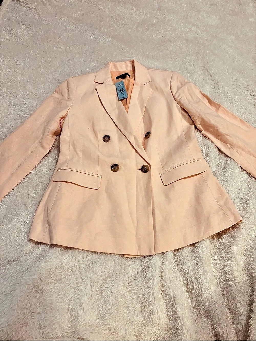 Ann Taylor The Petite Fitted Long Double Breasted Blazer in Linen Blend Petite
